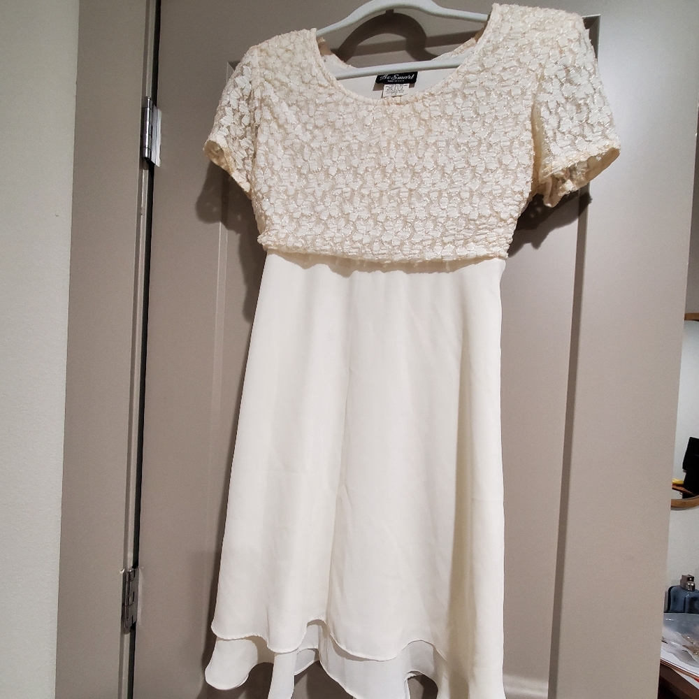 Vintage white lace cocktail wedding dress